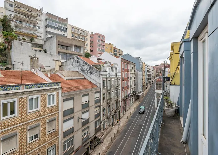 Bmyguest - 28 Tram *